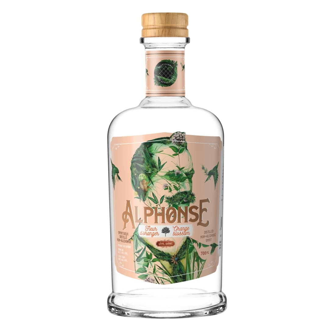 Alphonse puts on his best clothes to present his latest creation: Orange Blossom. Uniting the sweet freshness of orange blossom with the minty scent of wintergreen, let Alphonse guide you through the cocktail journey without compromise.
