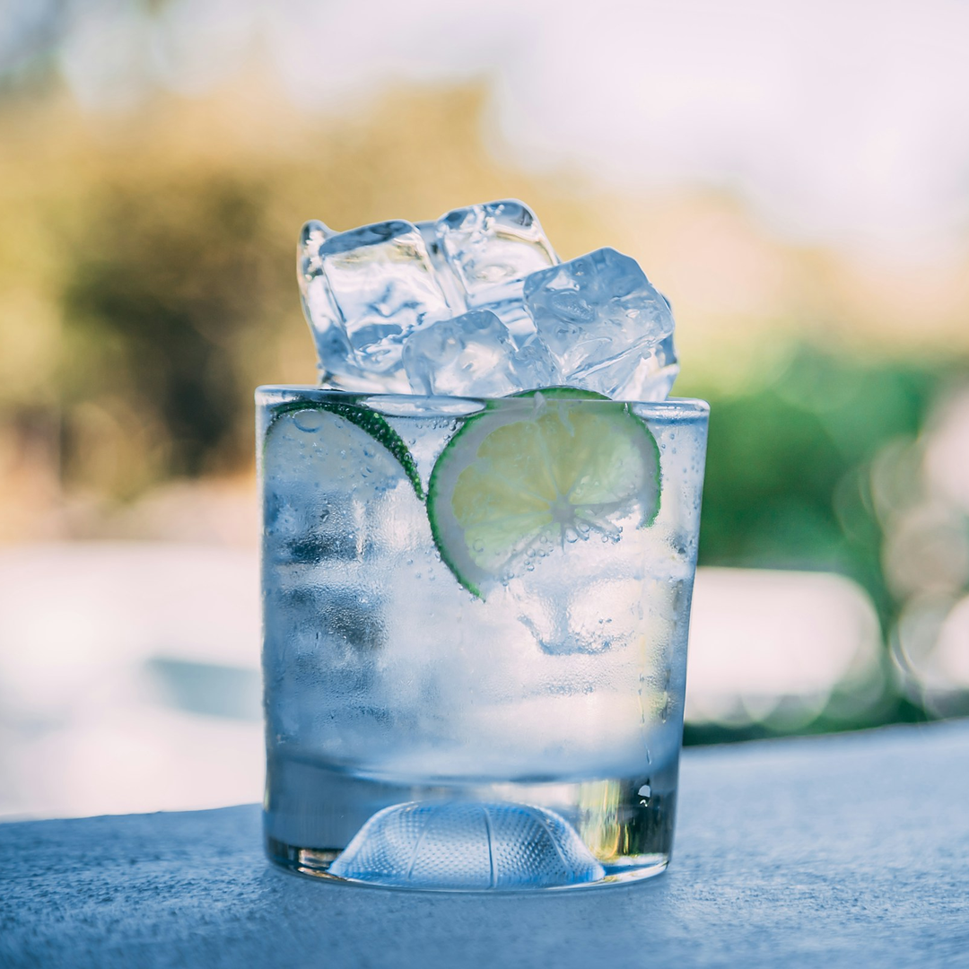 Easy Non-Alcoholic Gin and Tonic (2 Minutes)