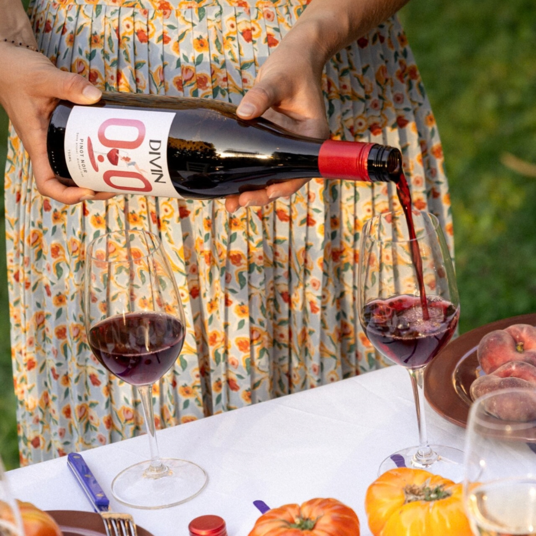 DIVIN 0.0 - Pinot Noir, non-alcoholic wine, photo 5 of 6